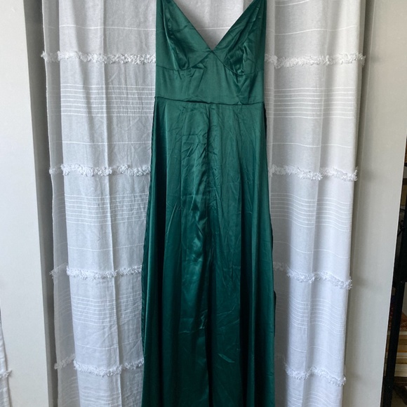 Crisscross Backless Split Thigh Maxi Dress NWT - Picture 3 of 5